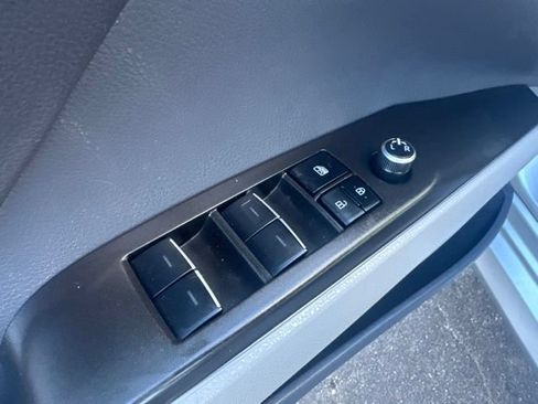 Used 2023 Toyota Camry XLE FWD image 14