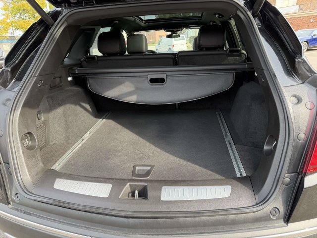 Certified 2024 Cadillac XT5 Premium Luxury AWD/4WD image 10