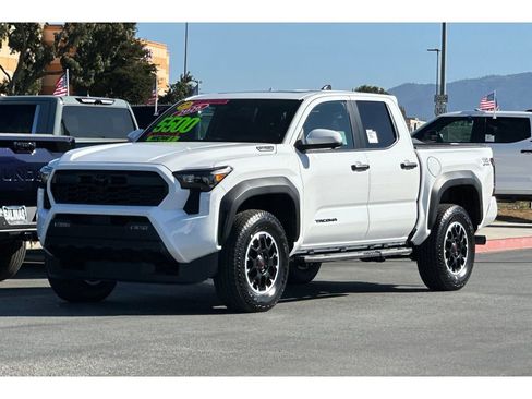 New 2026 Toyota Tacoma TRD Off-Road image 8