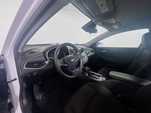 Used 2025 Chevrolet Malibu LT FWD image 18