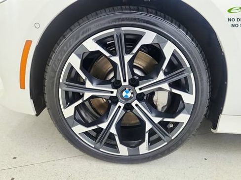 Used 2025 BMW 330i Sedan RWD image 68