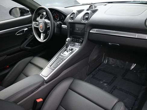 Used 2024 Porsche 718 Cayman GTS image 31