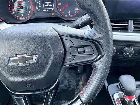 Used 2024 Chevrolet Trax RS image 24