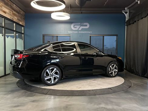 Used 2022 Subaru Legacy Limited AWD/4WD image 3
