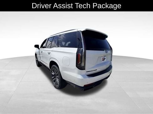Used 2021 Cadillac Escalade Sport w/ Driver Assist Tech Package AWD/4WD image 6