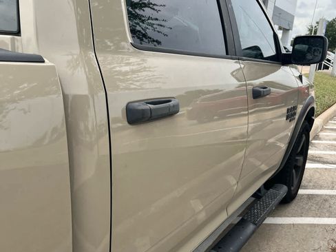 Used 2019 RAM 1500 Warlock w/ Electronics Group AWD/4WD image 11