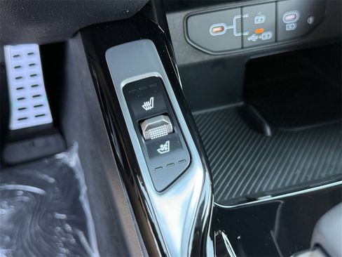 New 2026 Kia Sorento SX Prestige w/ Olive Brown Leather Package image 29