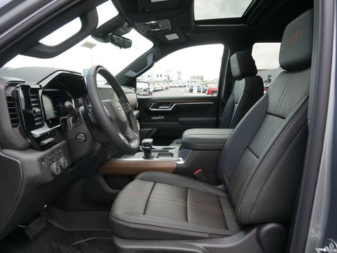 New 2026 Chevrolet Silverado 1500 High Country AWD/4WD image 16