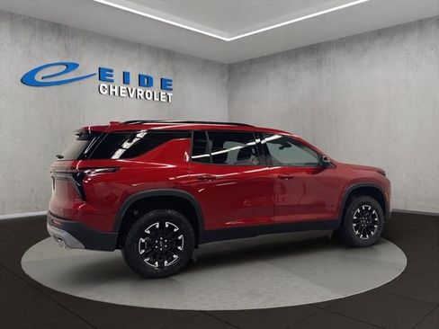 New 2026 Chevrolet Traverse Z71 w/ Enhanced Driving Package image 4