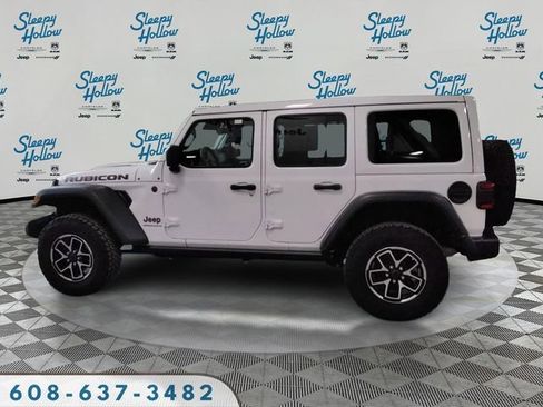 Used 2024 Jeep Wrangler Unlimited Rubicon w/ Convenience Group AWD/4WD image 8