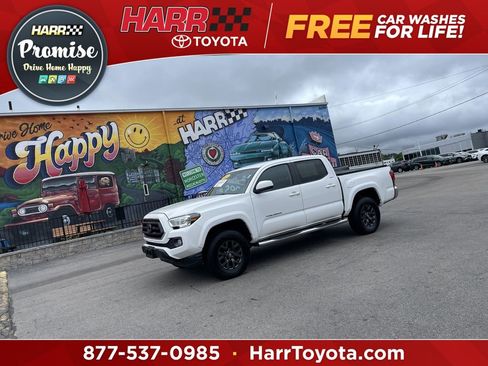 Certified 2023 Toyota Tacoma SR5 AWD/4WD image 1