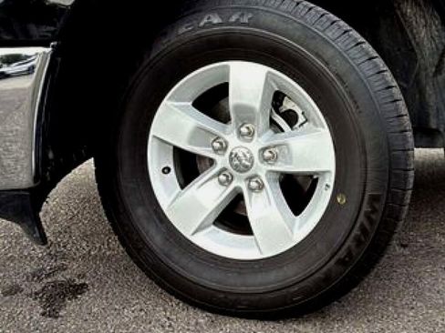 Used 2023 RAM 1500 Classic SLT w/ Trailer & Traction Group image 23