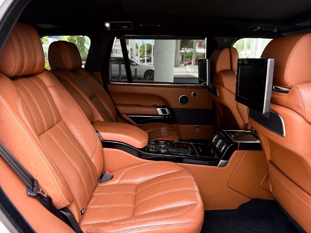 Used 2014 Land Rover Range Rover Long Wheelbase Autobiography AWD/4WD image 16