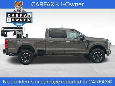 Certified 2026 Ford F250 Platinum w/ Platinum Plus Package AWD/4WD image 2