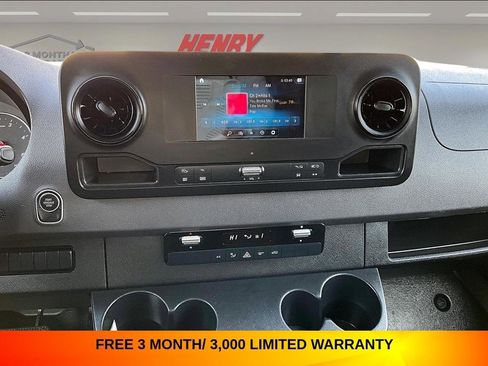Used 2024 Mercedes-Benz Sprinter 2500 w/ Acoustic Package image 9