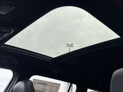 New 2026 Jeep Grand Cherokee L Limited image 11