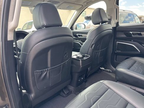 Used 2020 Kia Telluride SX w/ SX Prestige Package AWD/4WD image 19