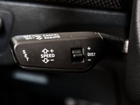 Used 2022 Audi SQ5 Prestige w/ Prestige Package image 35