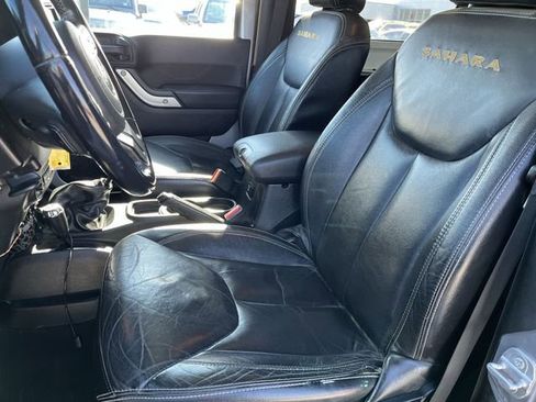 Used 2014 Jeep Wrangler Sahara image 15