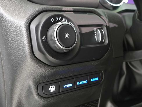 Used 2023 Jeep Wrangler Unlimited w/ Cold Weather Group AWD/4WD image 24