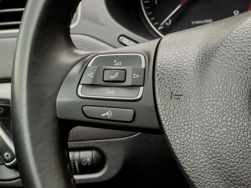 Used 2014 Volkswagen Jetta SEL image 9