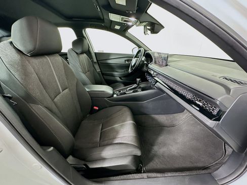 Used 2024 Honda Accord Sport image 29