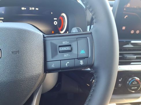 New 2026 Nissan Pathfinder Platinum FWD image 16