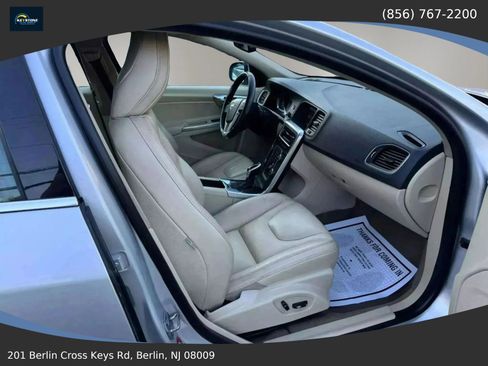 Used 2014 Volvo S60 T5 FWD image 15