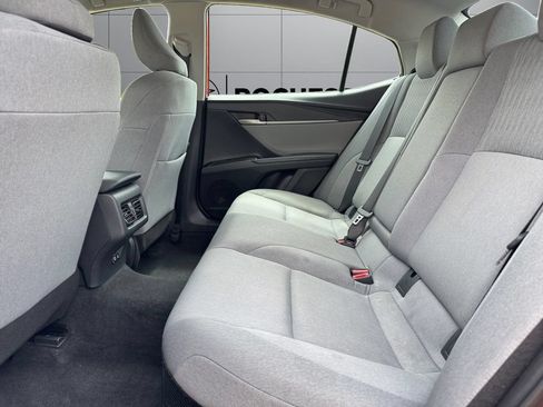 Used 2025 Toyota Camry LE FWD image 16