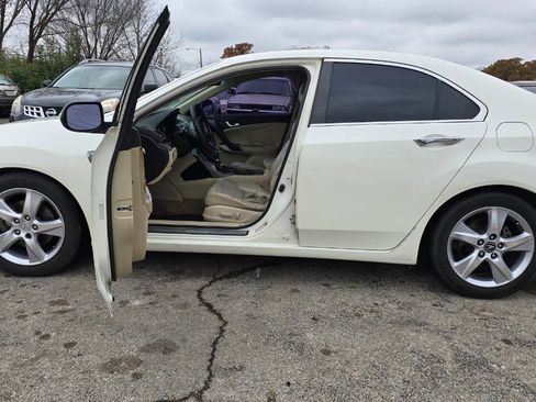Used 2011 Acura TSX Sedan image 3