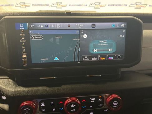 Used 2025 Jeep Gladiator Sport AWD/4WD image 21