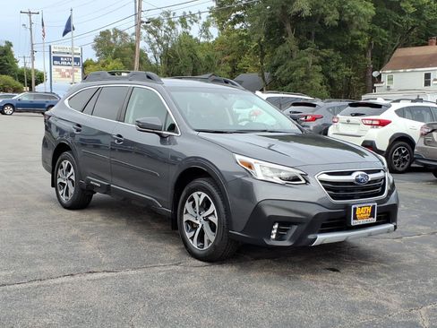 Used 2021 Subaru Outback Limited AWD/4WD image 3