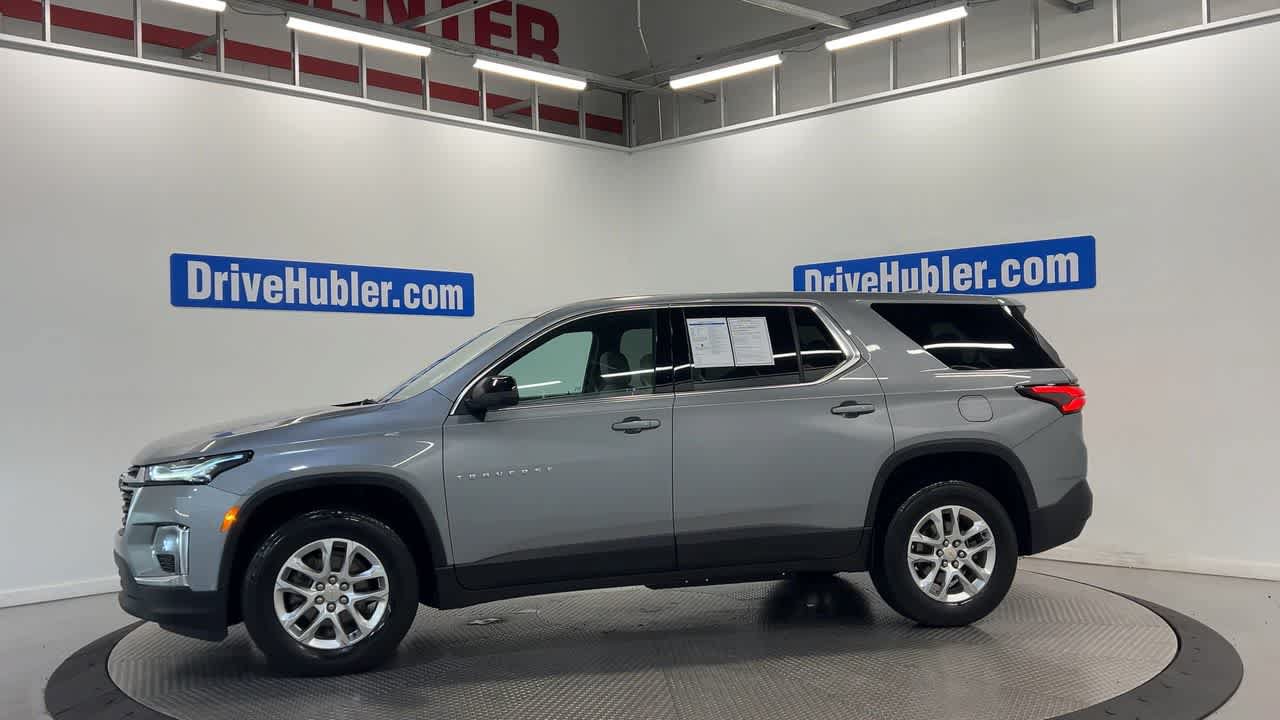 Used 2023 Chevrolet Traverse LS FWD image 7