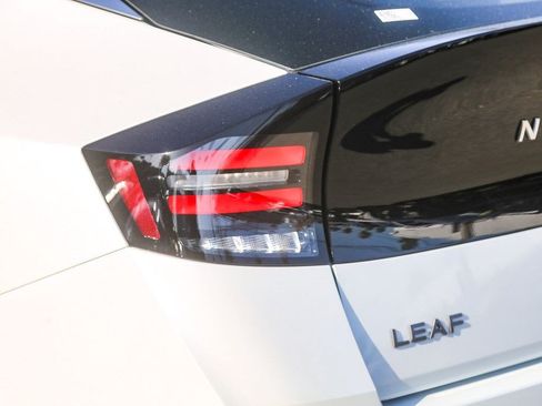 New 2026 Nissan Leaf SV+ w/ Illuminated Package FWD image 9
