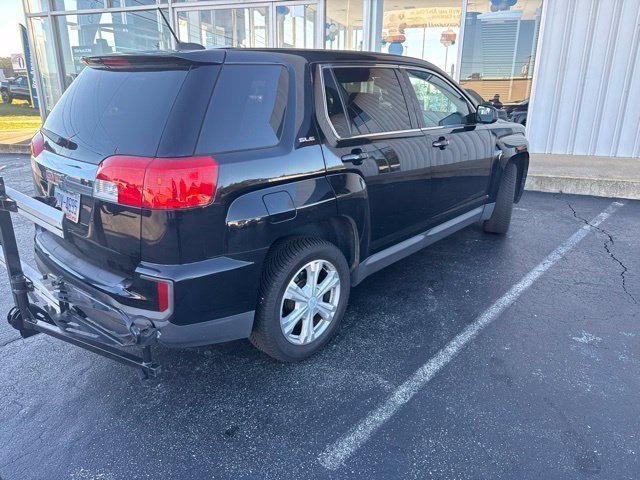Used 2017 GMC Terrain SLE FWD image 9