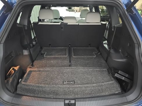 Used 2020 Volkswagen Tiguan SEL Premium R-Line w/ 3rd Row Seat Package AWD/4WD image 12