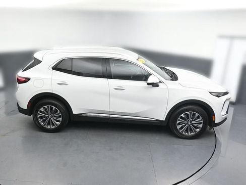 Used 2025 Buick Envision Preferred AWD/4WD image 16