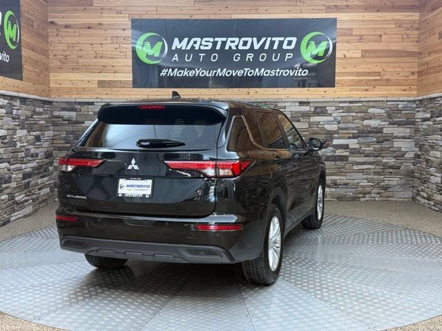 Used 2022 Mitsubishi Outlander ES AWD/4WD image 10