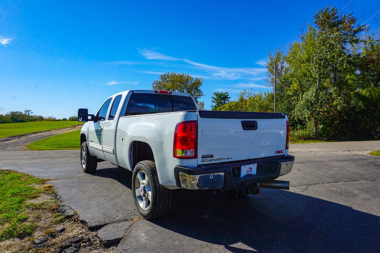 Used 2013 GMC Sierra 2500 SLT w/ SLT Convenience Package AWD/4WD image 5