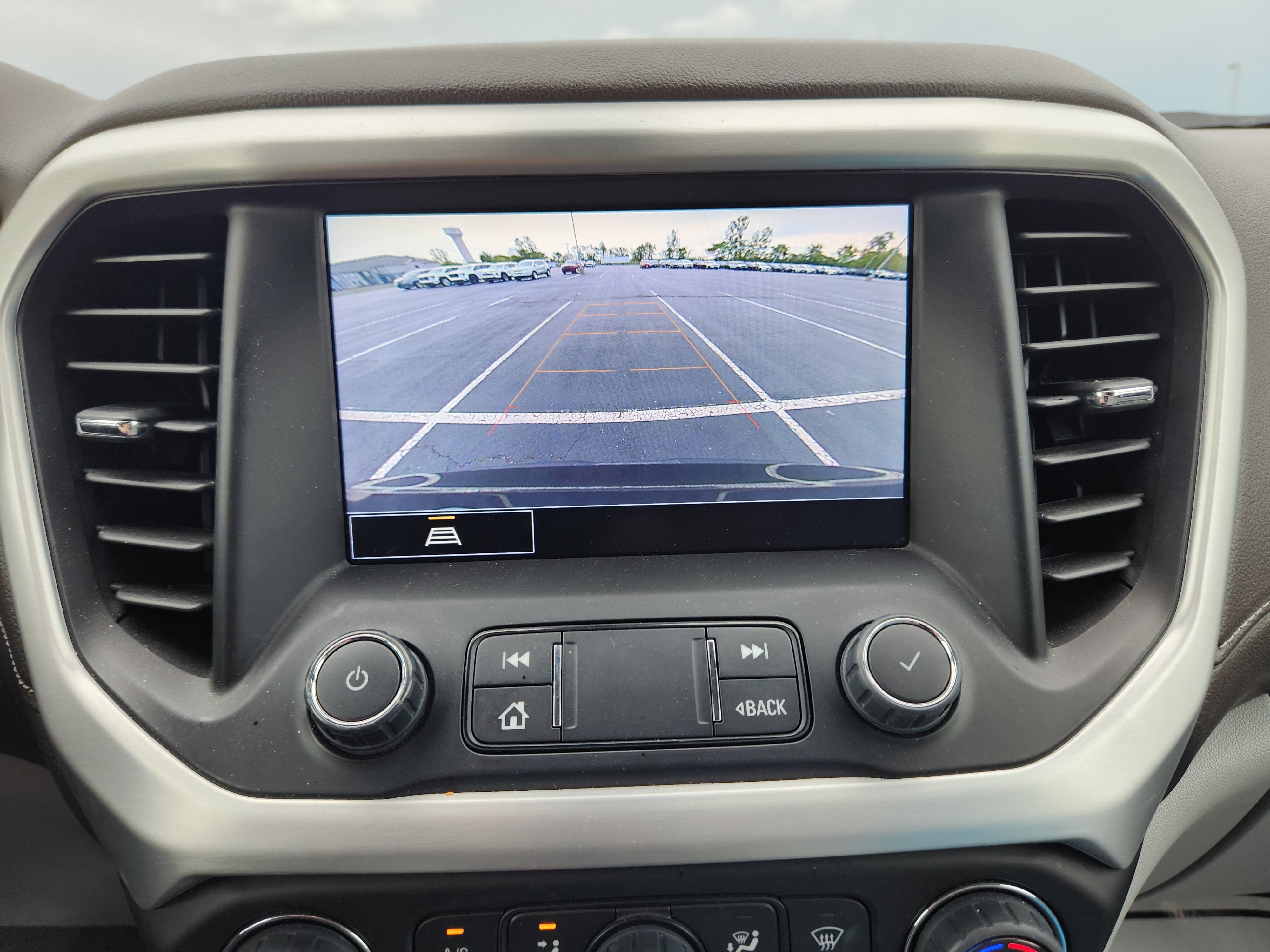 Used 2023 GMC Acadia SLT FWD image 20