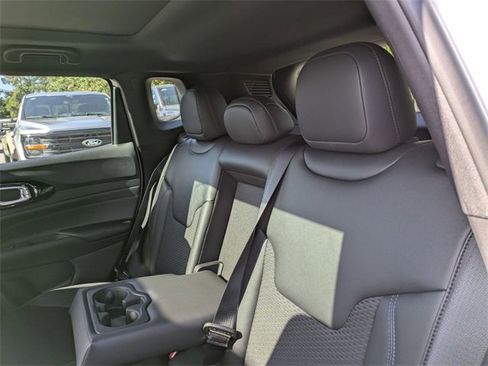 New 2026 Jeep Compass Latitude w/ Quick Order Package 29K image 28