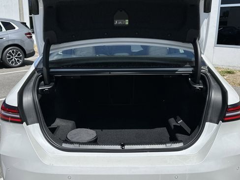 New 2026 BMW 530i xDrive AWD/4WD image 9