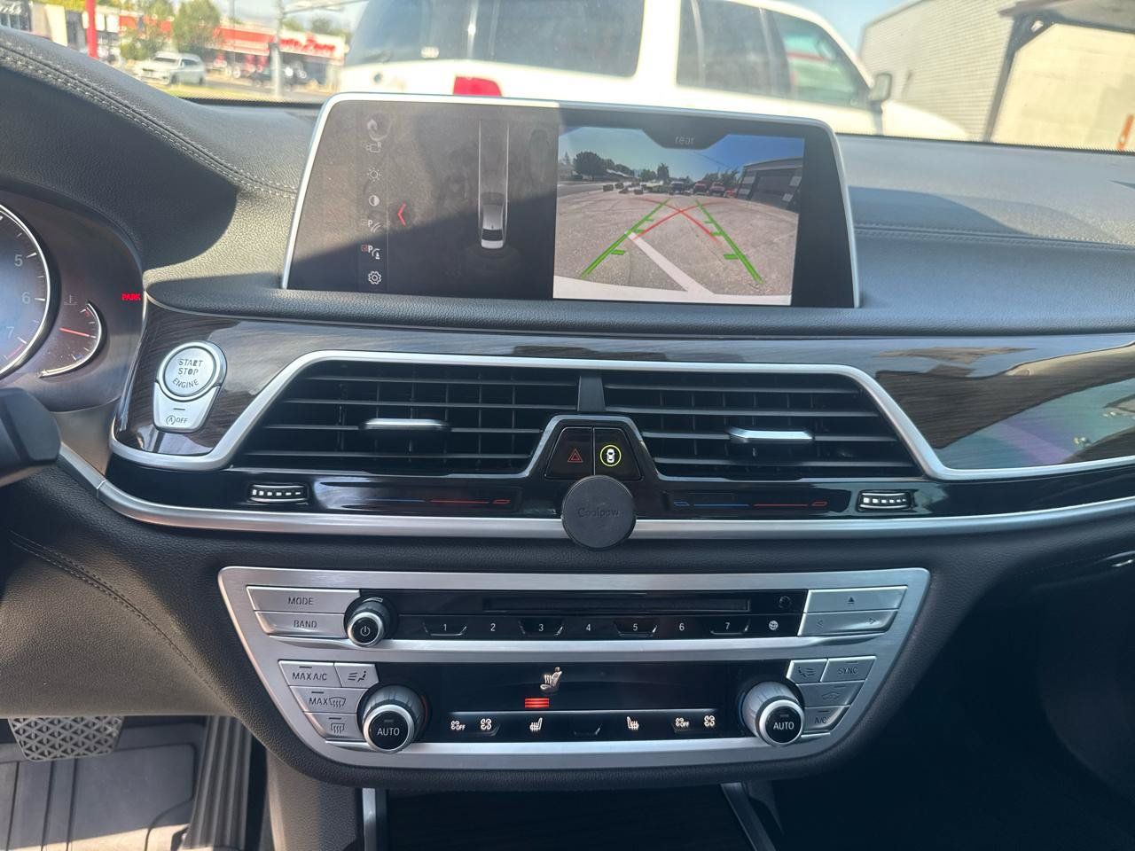 Used 2019 BMW 740i xDrive AWD/4WD image 15
