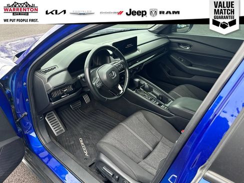 Used 2023 Honda Accord Sport image 12