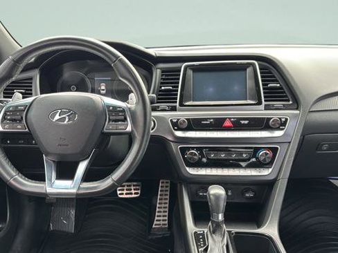 Used 2018 Hyundai Sonata Sport FWD image 17