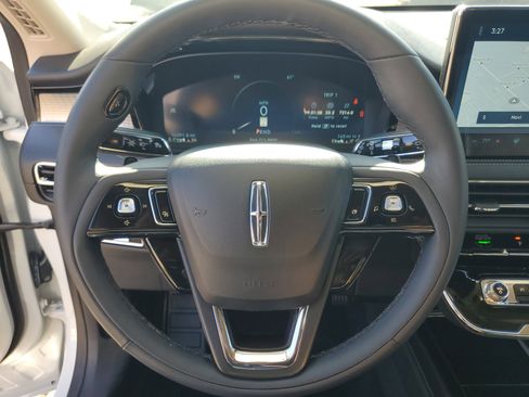 Certified 2024 Lincoln Corsair AWD w/ Equipment Group 101A image 14