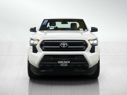 Certified 2025 Toyota Tacoma SR image 10
