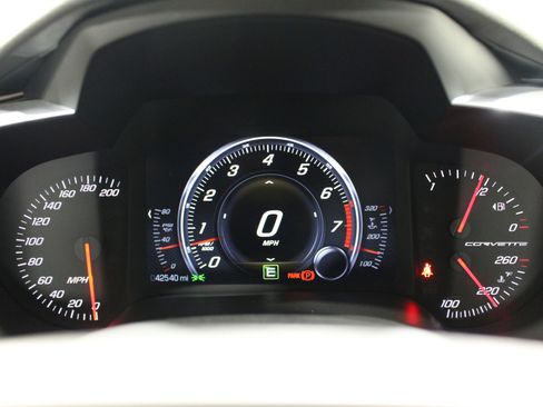 Used 2014 Chevrolet Corvette Stingray Coupe image 13