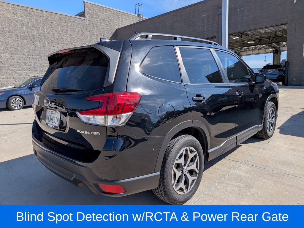 Used 2024 Subaru Forester Premium AWD/4WD image 3