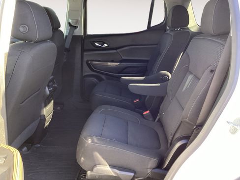 Used 2023 GMC Acadia SLE w/ Driver Convenience Package image 28